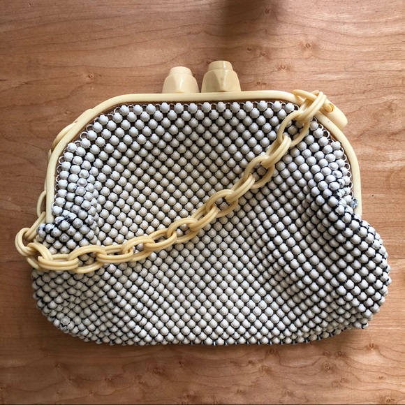 Vintage Whiting & Davis Alumesh Handbag 🥛 - Picture 5 of 9
